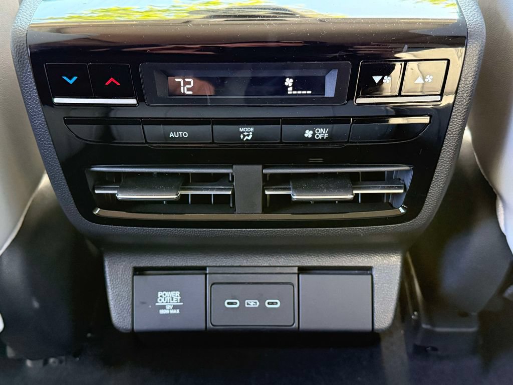 Certified 2025 Acura MDX w/ Technology Package AWD/4WD image 16