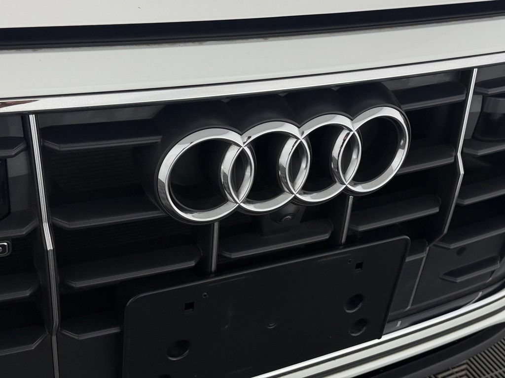 Used 2023 Audi Q8 Premium Plus w/ Premium Plus Package AWD/4WD image 14