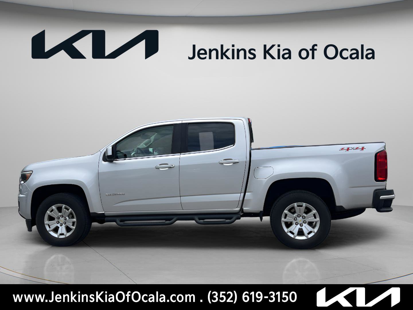 Used 2020 Chevrolet Colorado LT w/ LPO, Premium Interior Package AWD/4WD image 8
