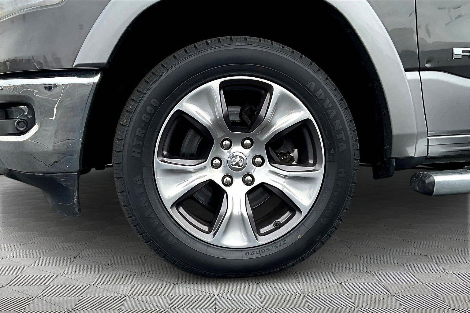 Used 2019 RAM 1500 Laramie image 35