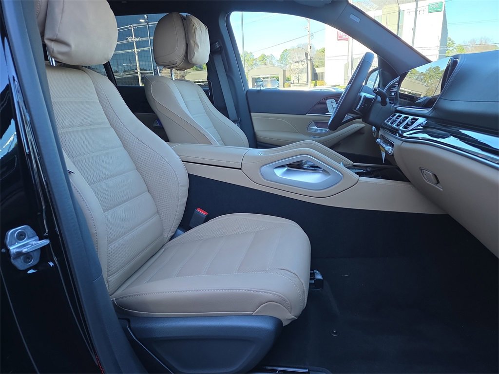 New 2026 Mercedes-Benz GLS 450 4MATIC image 19