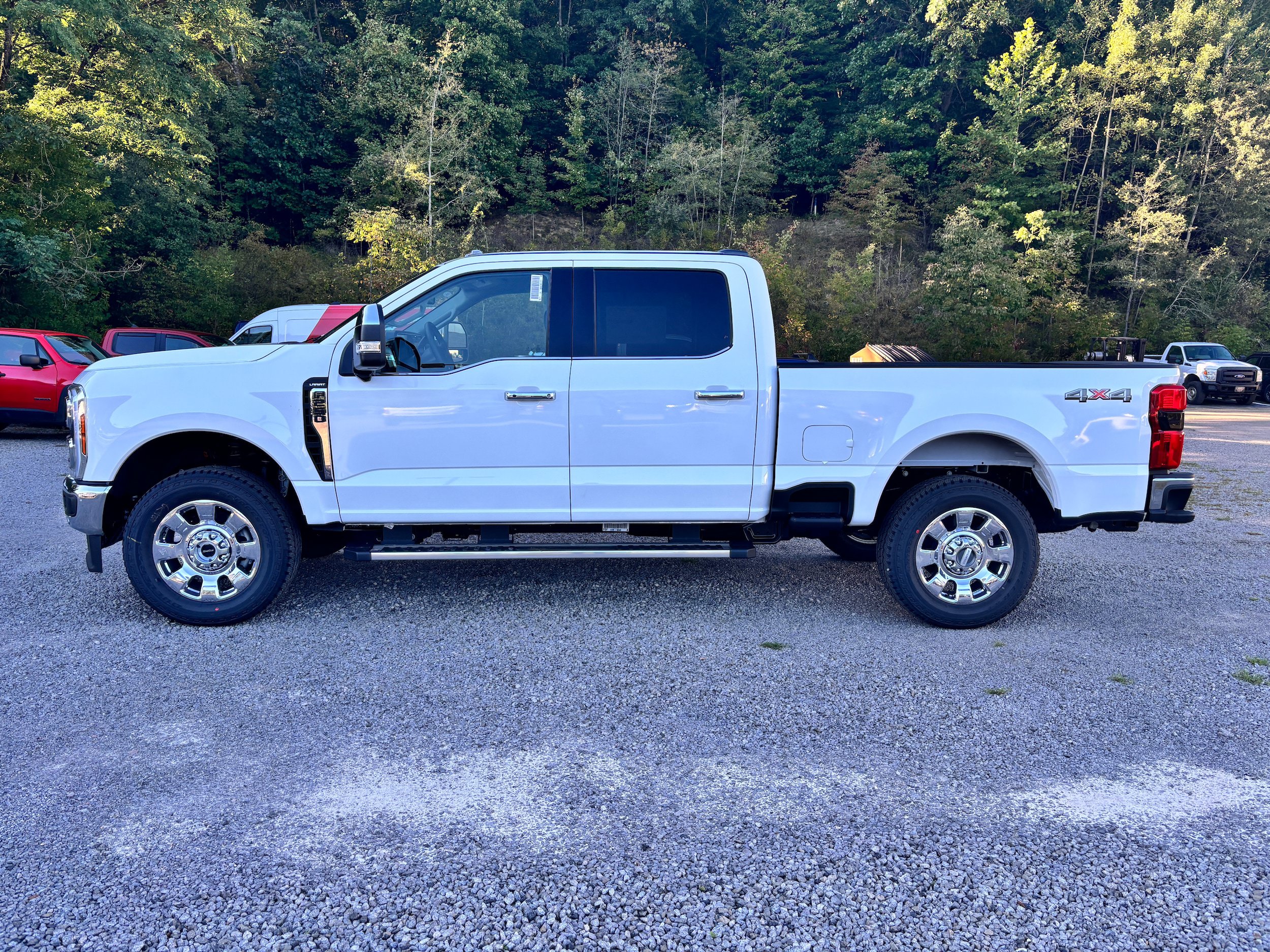 New 2027 Ford F250 Lariat w/ Lariat Premium Package AWD/4WD image 4