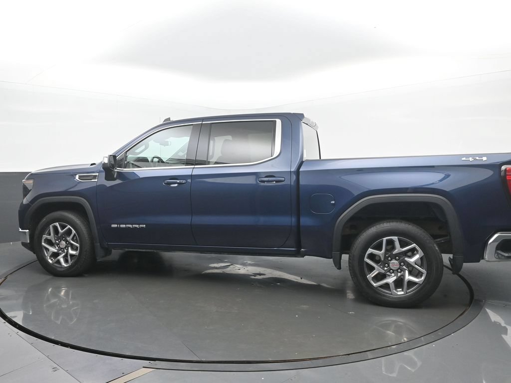 Used 2023 GMC Sierra 1500 SLE AWD/4WD image 3