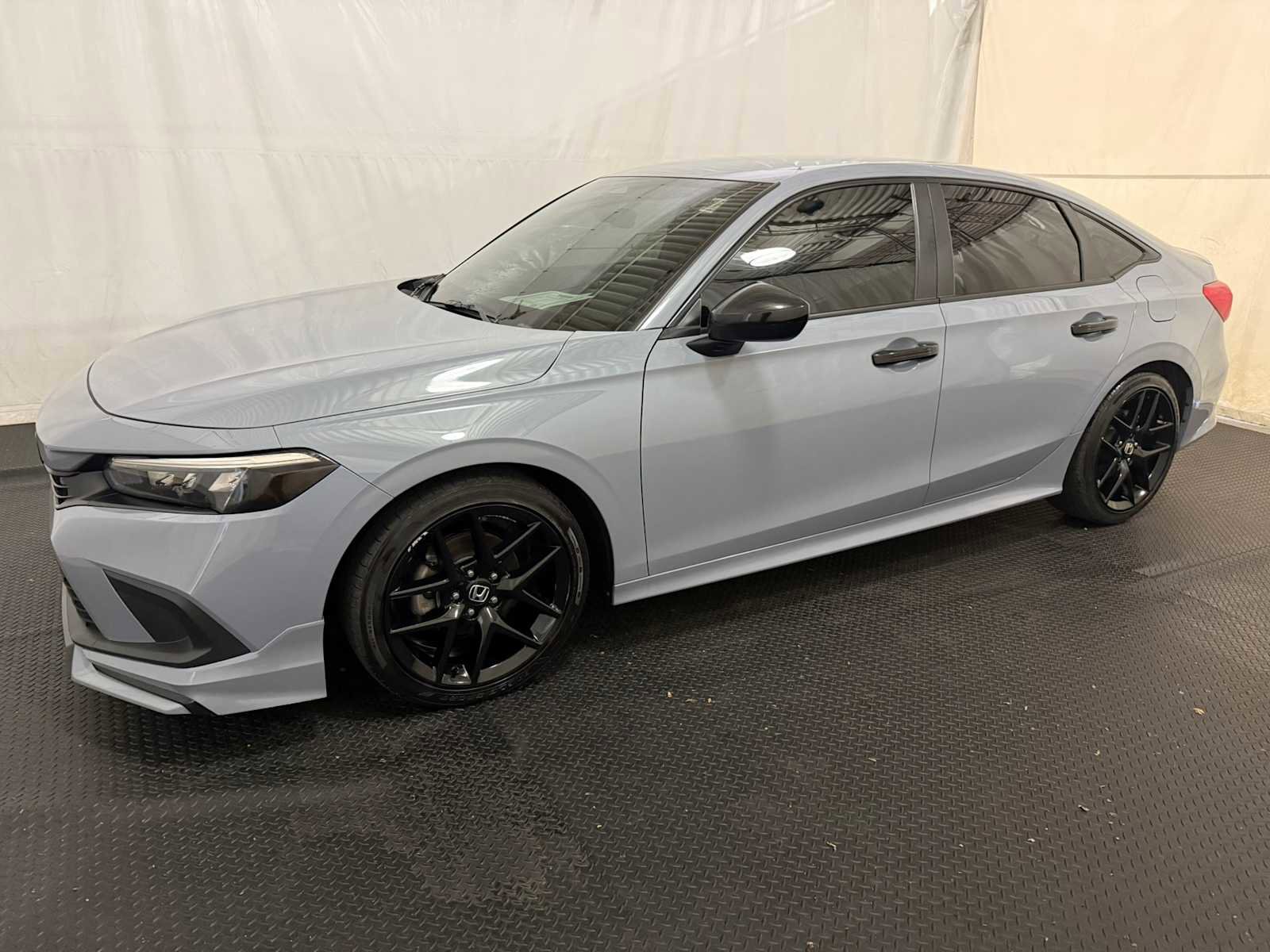 Used 2024 Honda Civic Sport image 2