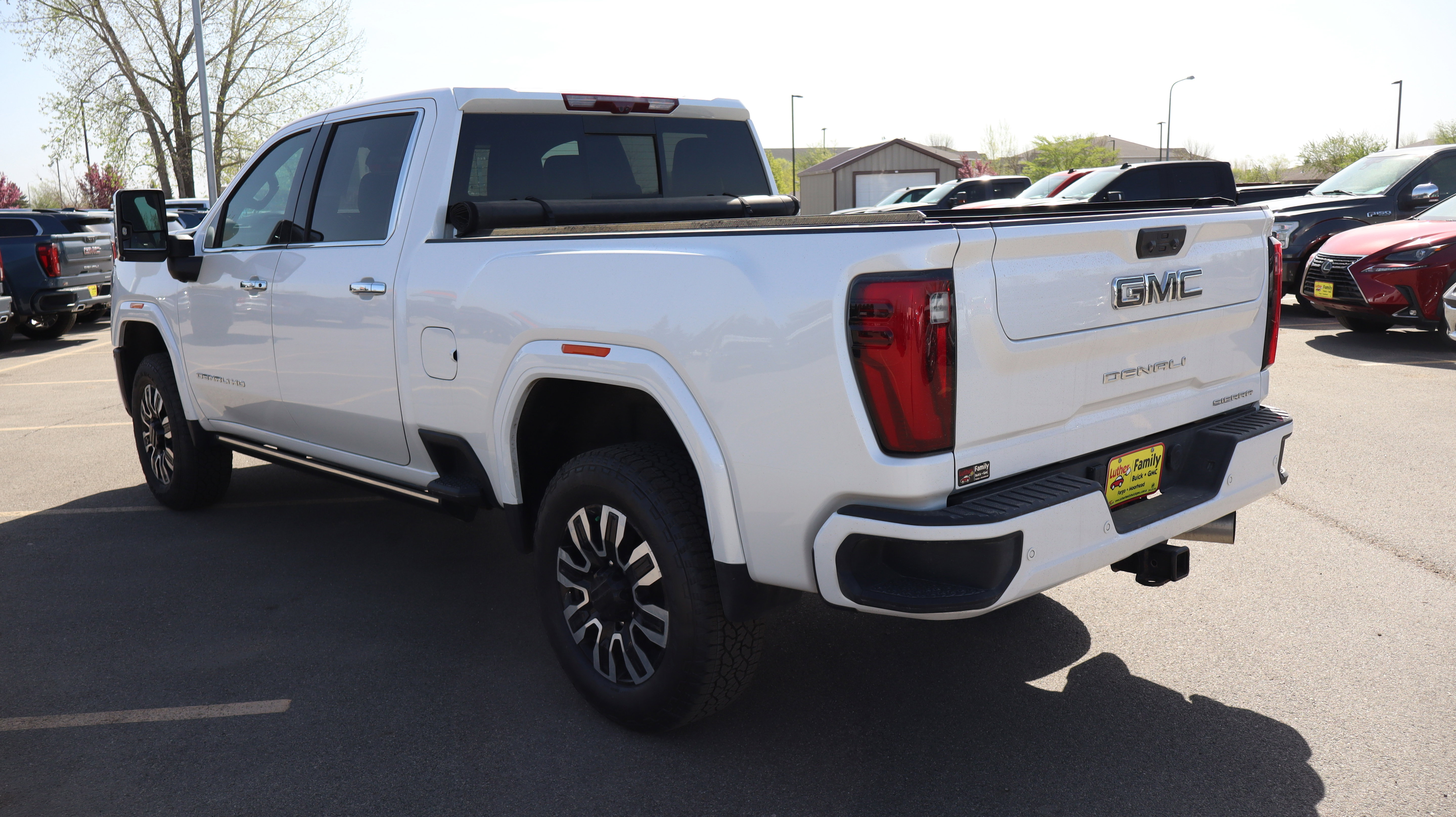 Certified 2024 GMC Sierra 3500 Denali Ultimate AWD/4WD image 5