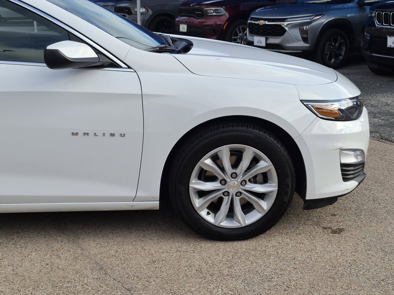 Used 2025 Chevrolet Malibu LT FWD image 7