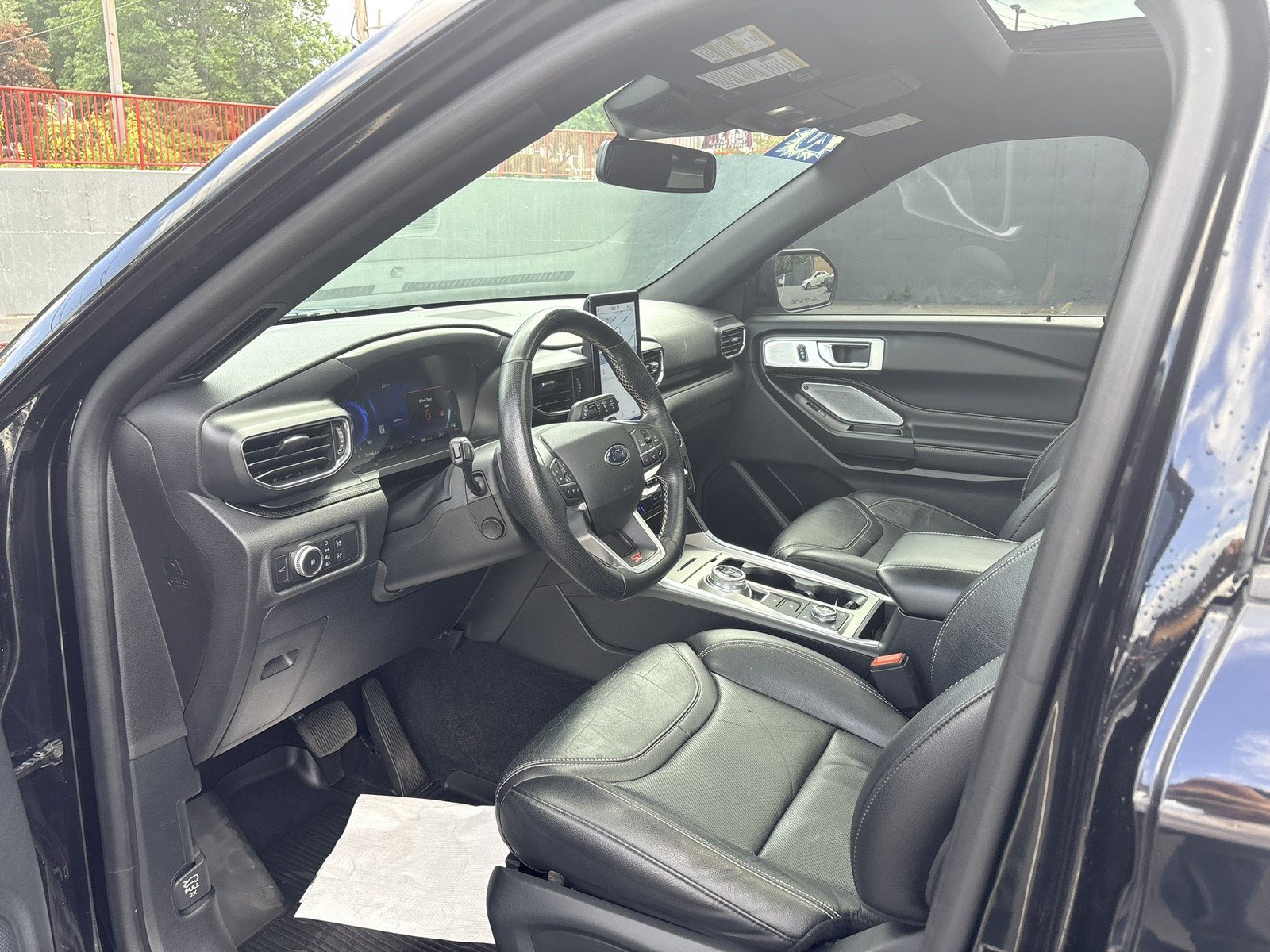 Used 2020 Ford Explorer ST w/ ST High-Performance Pack AWD/4WD image 16
