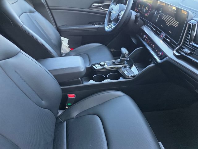 Used 2025 Kia Sportage EX w/ Premium Package FWD image 20