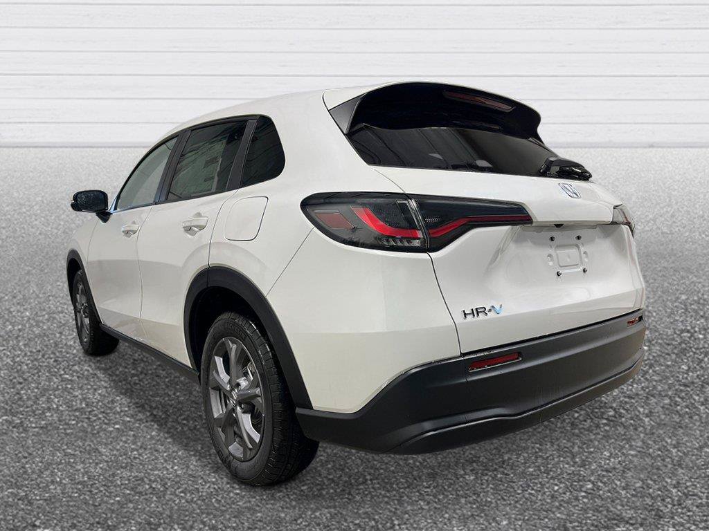 New 2027 Honda HR-V LX image 3