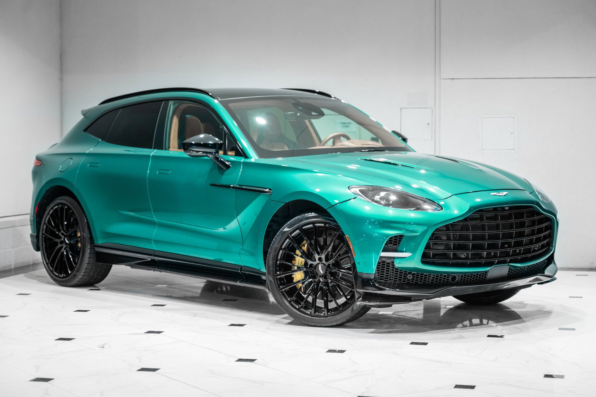 Used 2023 Aston Martin DBX 707 image 50