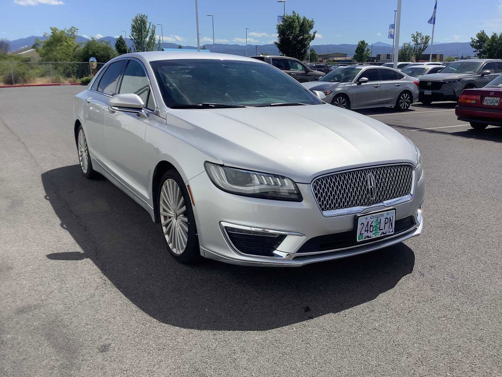Used 2017 Lincoln MKZ Reserve FWD image 8