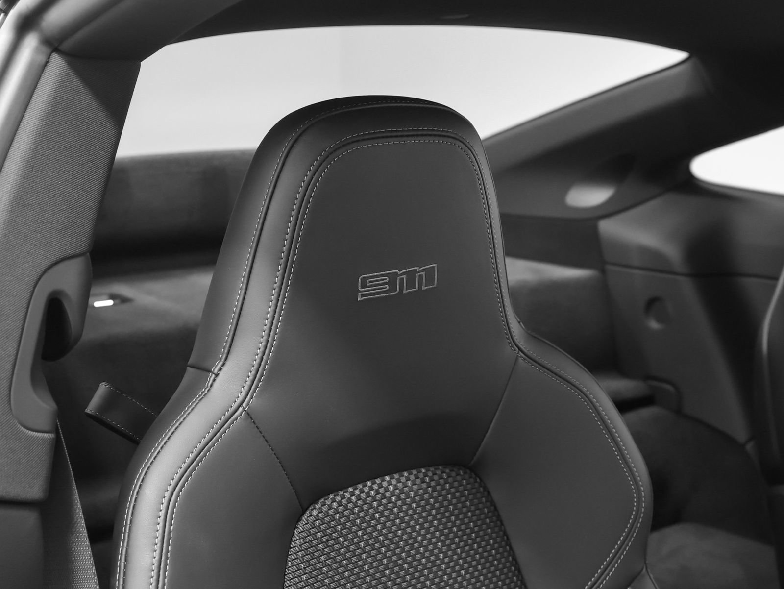 Certified 2024 Porsche 911 Carrera T RWD image 27