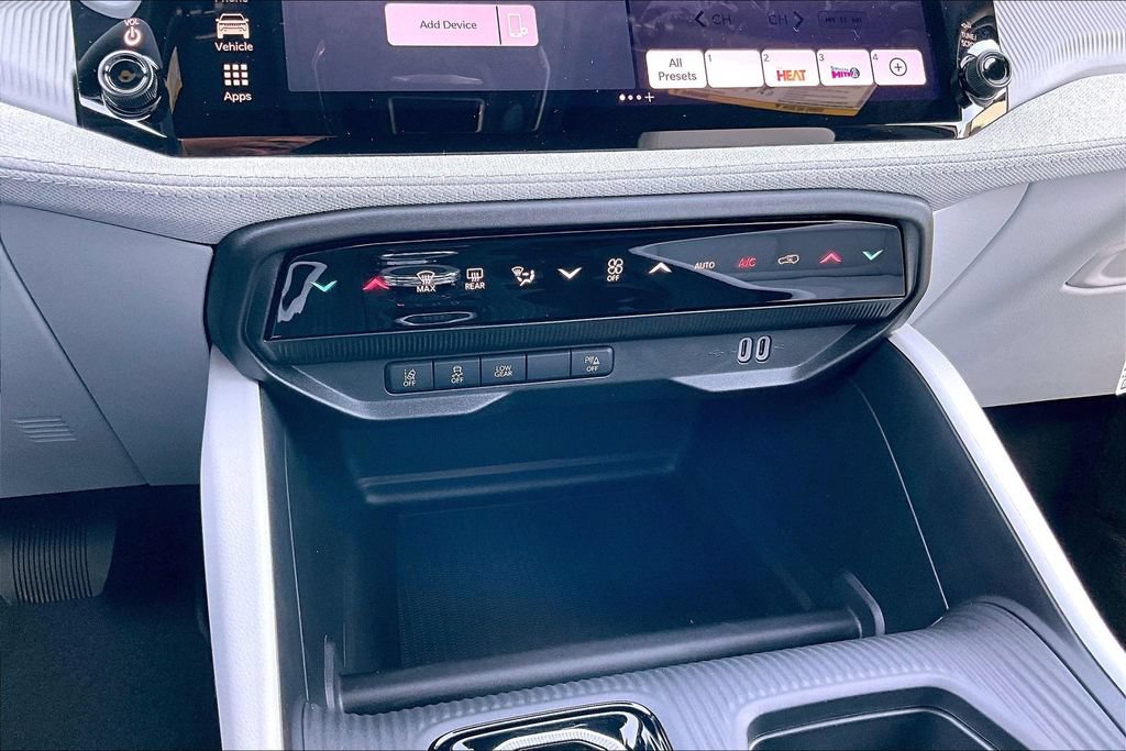 New 2026 Jeep Cherokee Laredo AWD/4WD image 12