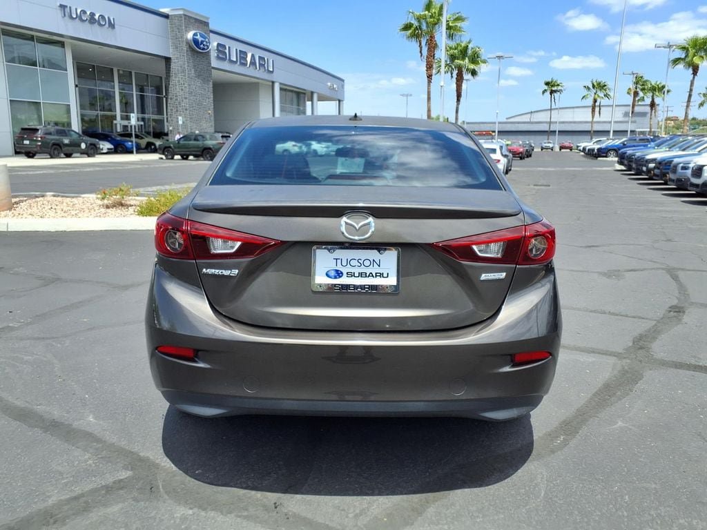 Used 2016 MAZDA MAZDA3 i Touring w/ Popular Equipment Package FWD image 11