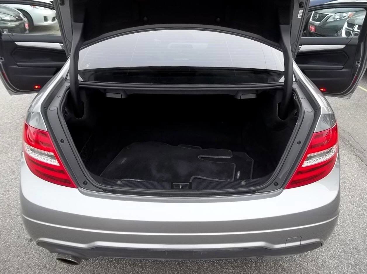 Used 2013 Mercedes-Benz C 250 Coupe image 22
