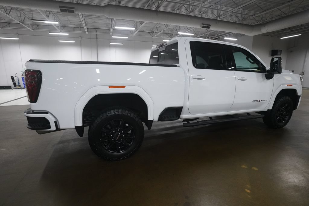 Used 2025 GMC Sierra 2500 AT4 w/ AT4 Preferred Package AWD/4WD image 34