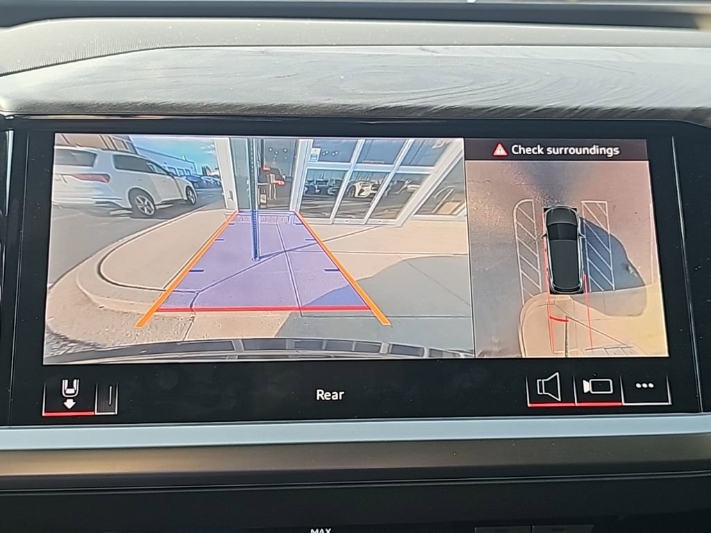 Certified 2025 Audi Q4 e-tron Premium Plus w/ Premium Plus image 8