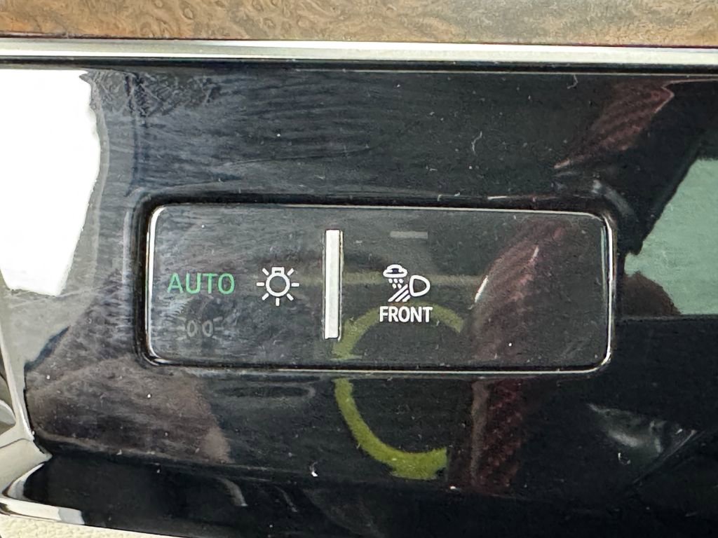 Used 2019 Audi e-tron Premium Plus image 29