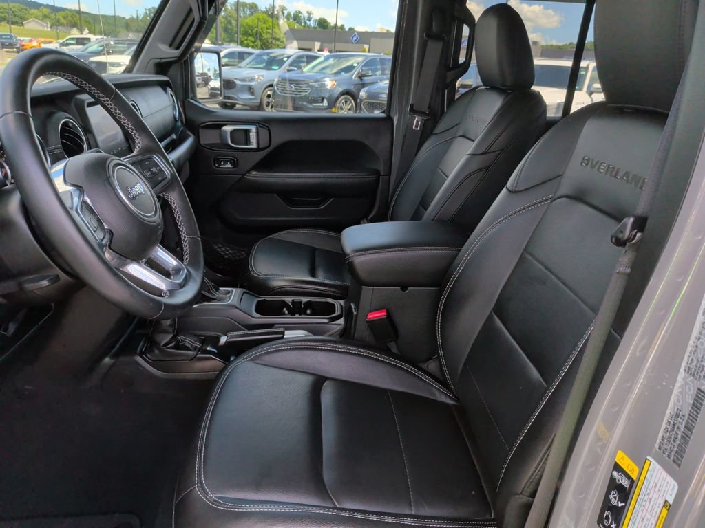 Used 2022 Jeep Gladiator Overland w/ Popular Equipment Package AWD/4WD image 4