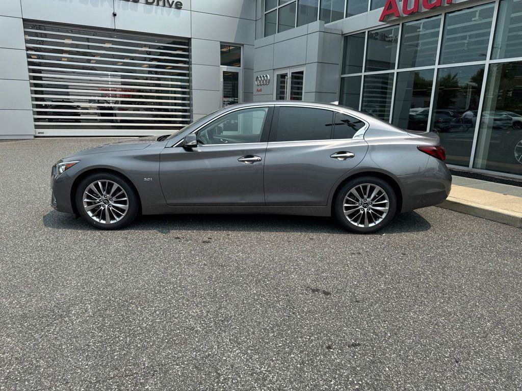Used 2020 INFINITI Q50 Luxe w/ Cargo Package AWD/4WD image 7