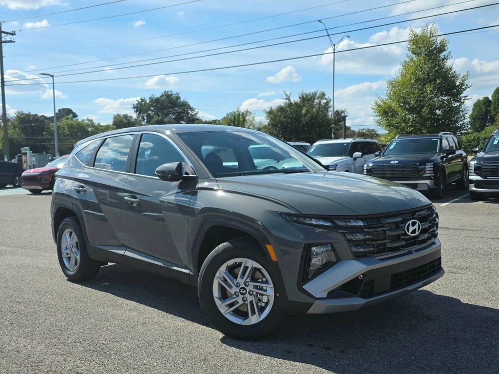New 2026 Hyundai Tucson SE