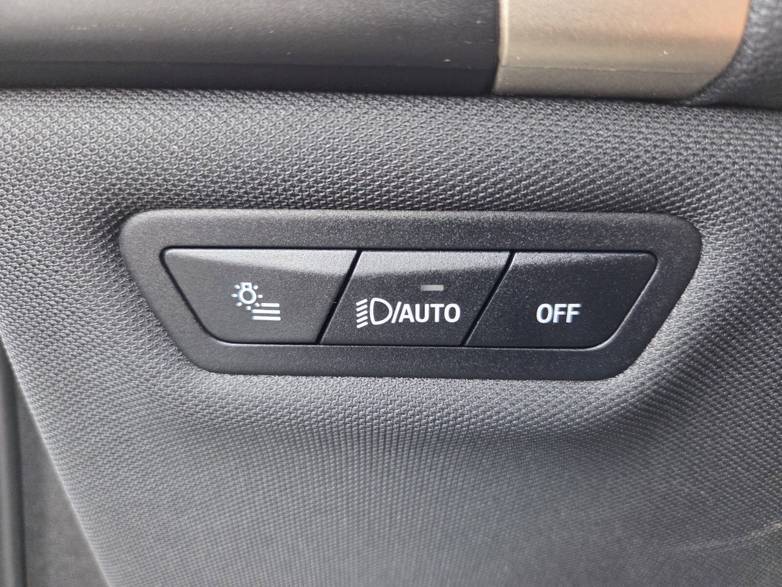 Used 2024 BMW iX xDrive50 w/ Premium Package image 21