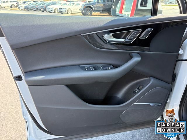 Used 2019 Audi Q7 3.0T Prestige image 22