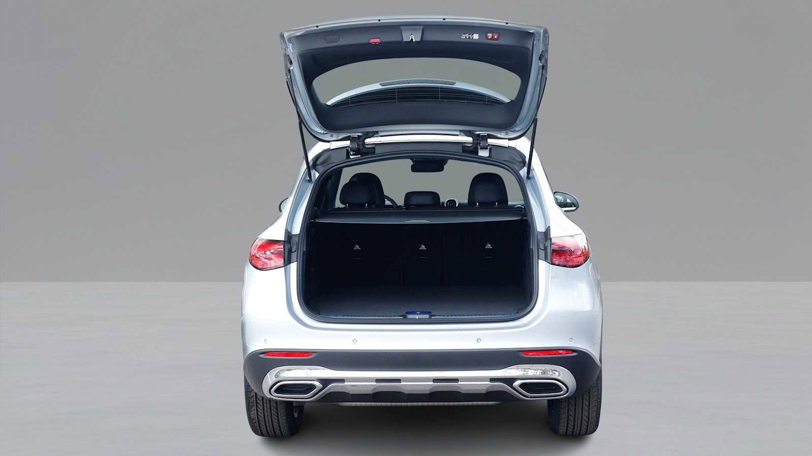 Used 2026 Mercedes-Benz GLC 300 4MATIC image 7