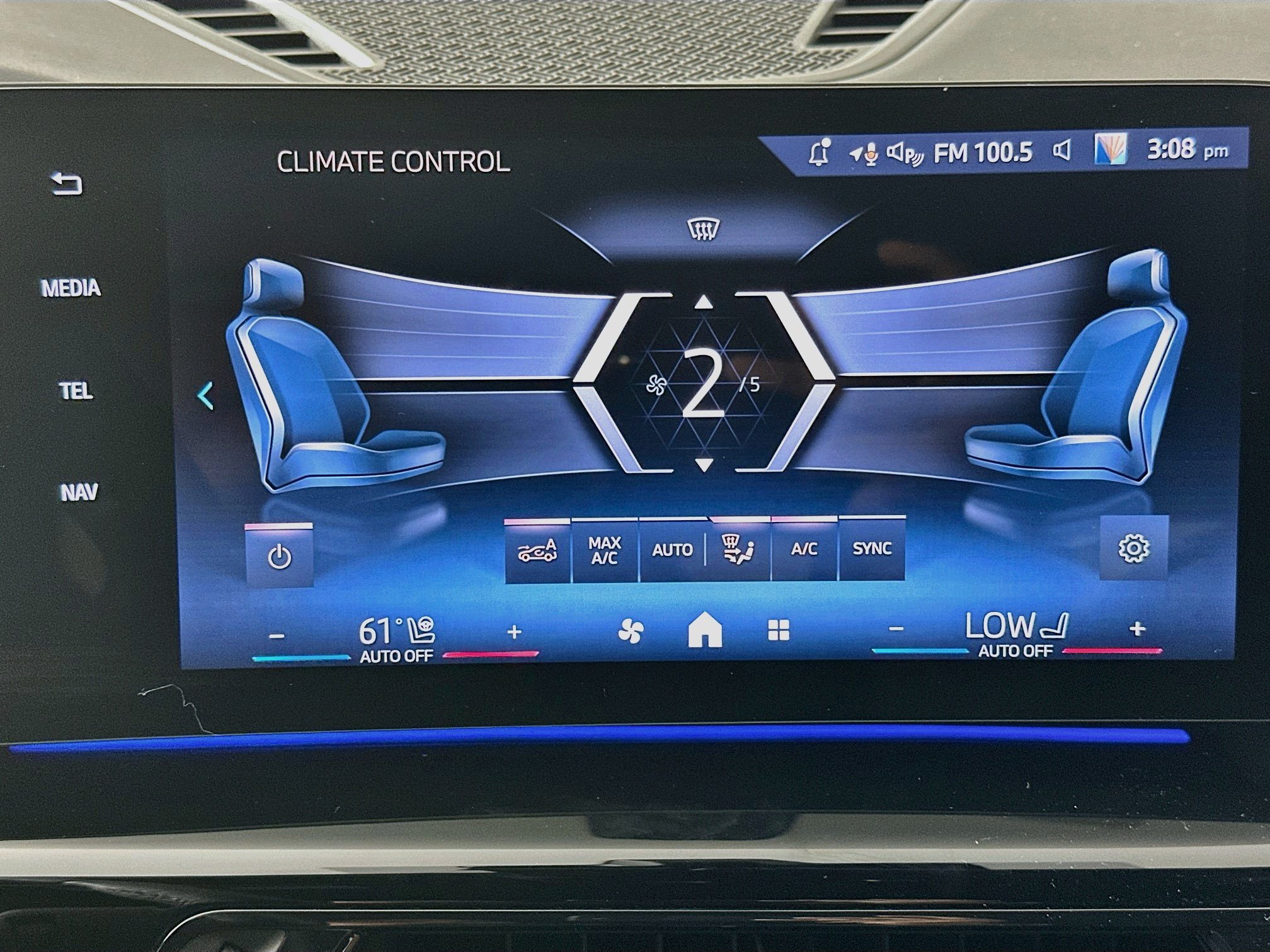 Used 2026 BMW X2 xDrive28i AWD/4WD image 24