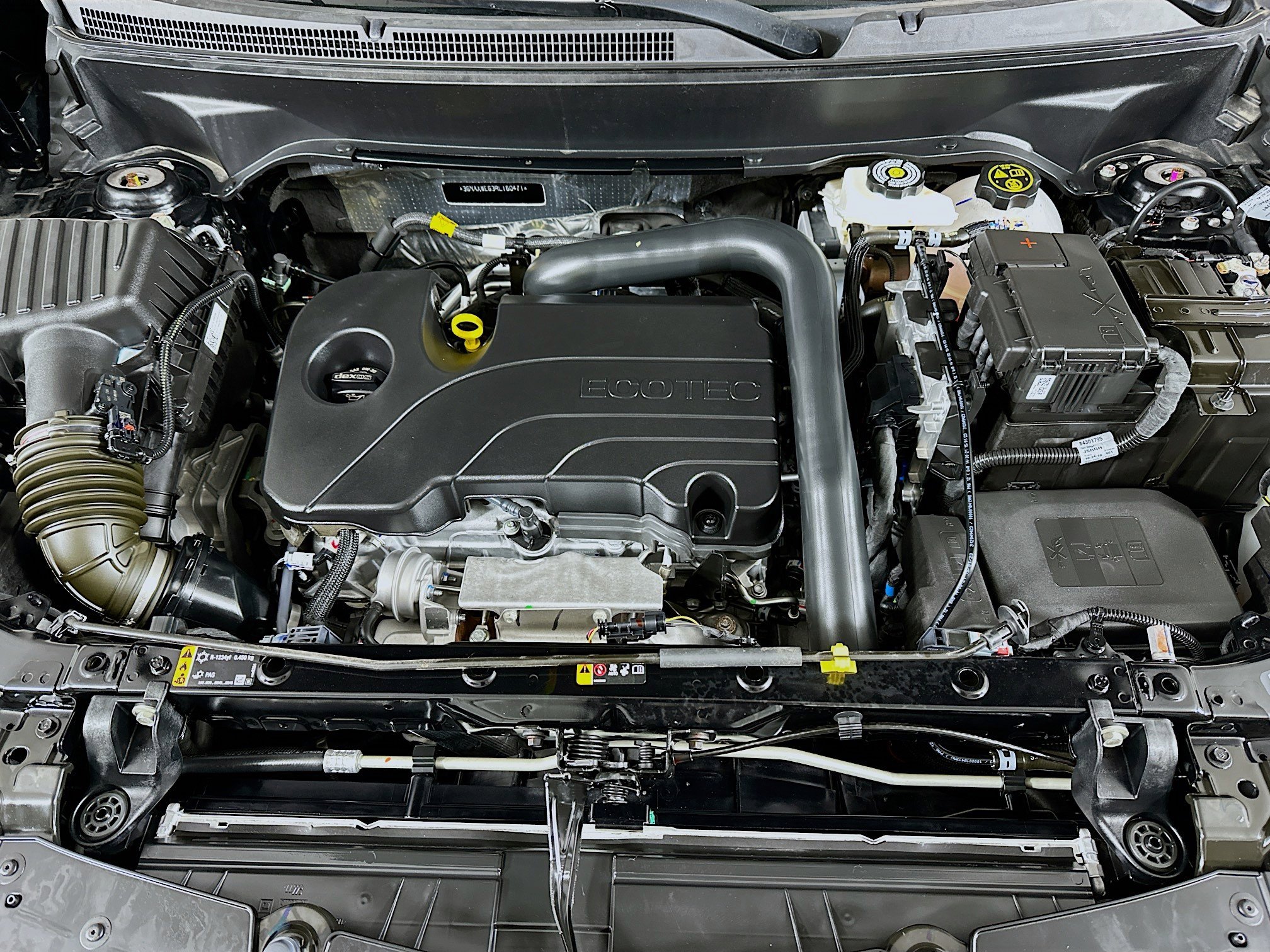 Used 2024 Chevrolet Equinox RS w/ RS Leather Package image 28