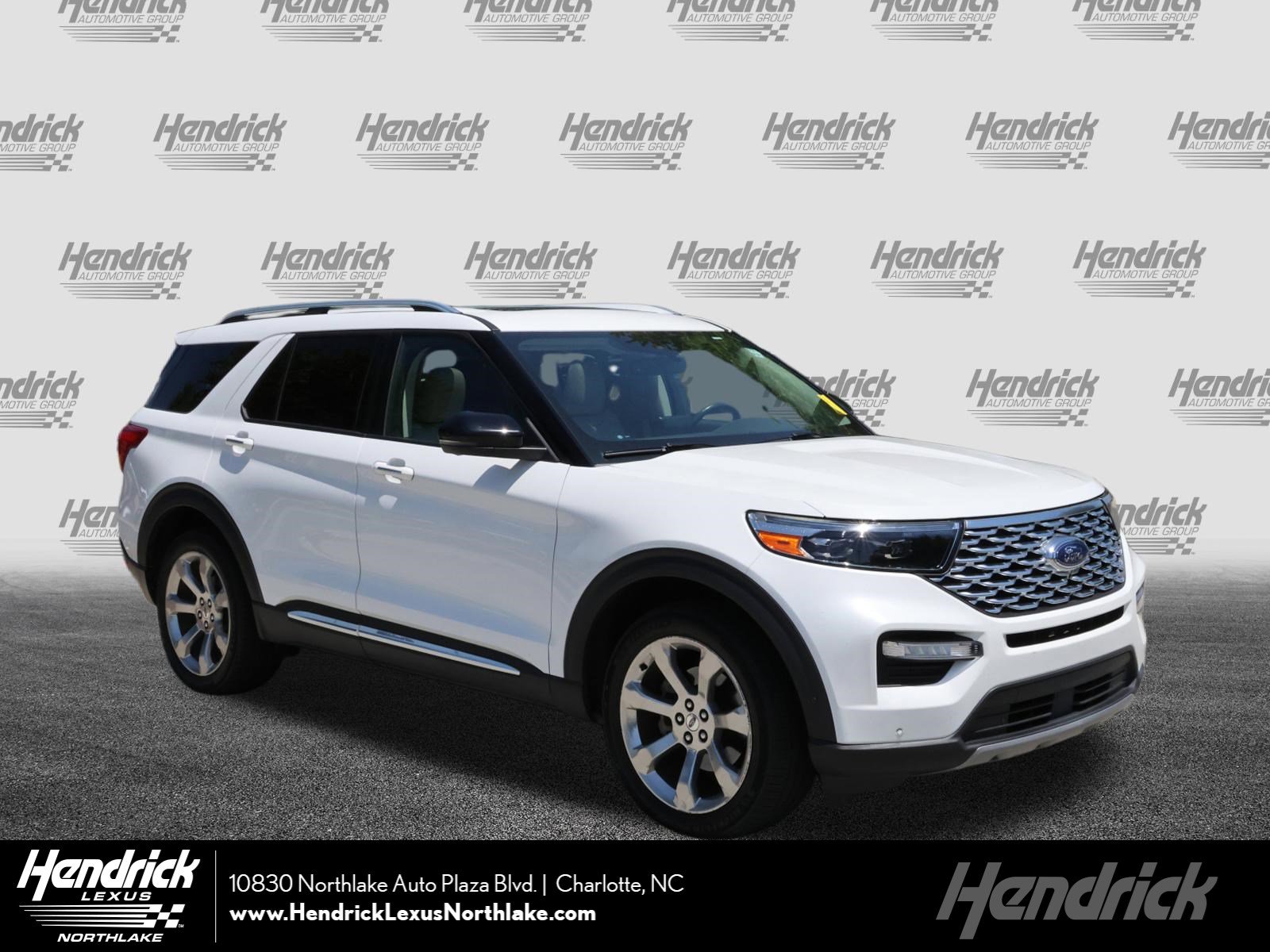 Used 2020 Ford Explorer Platinum w/ Premium Technology Package AWD/4WD image 1