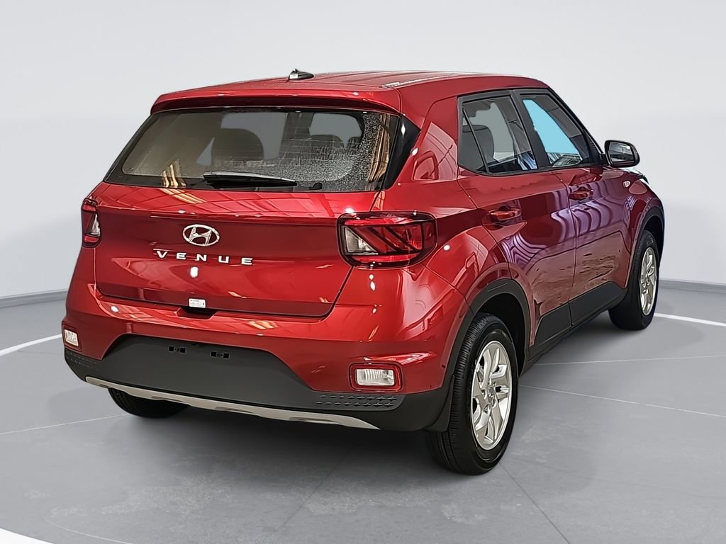 New 2026 Hyundai Venue SE image 5