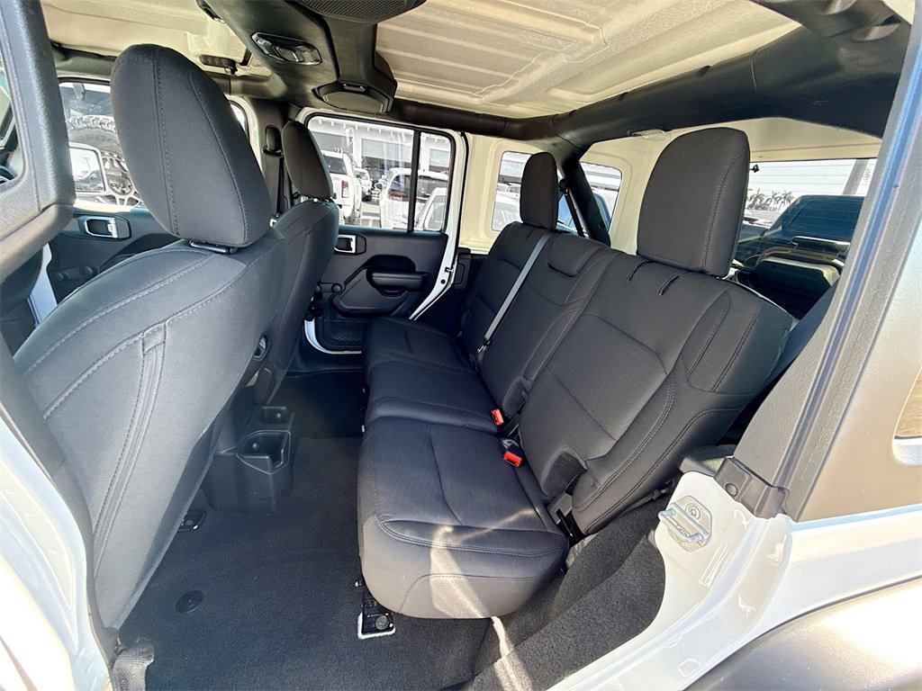 Used 2021 Jeep Wrangler Unlimited Sport image 27