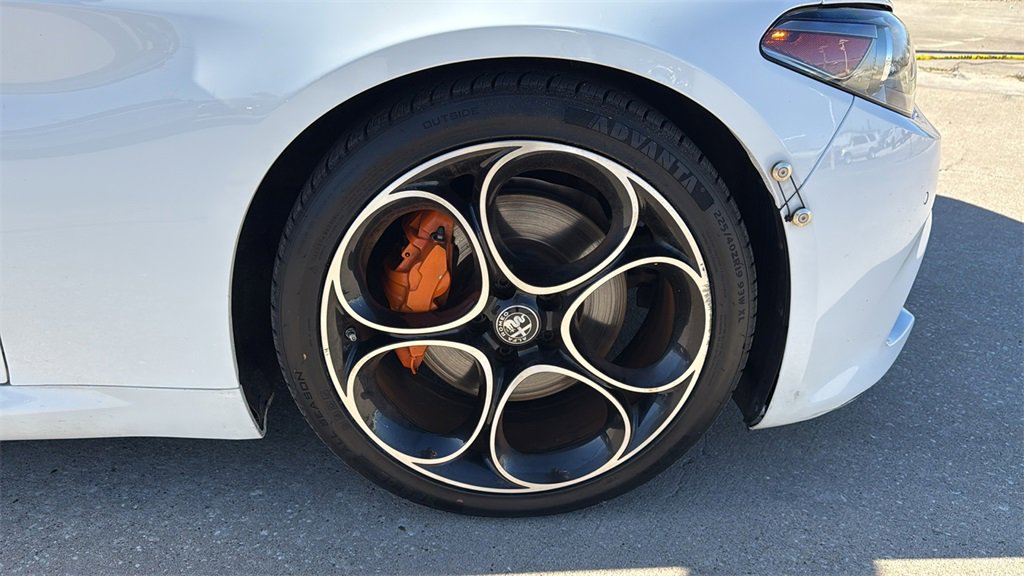 Used 2022 Alfa Romeo Giulia Ti image 34