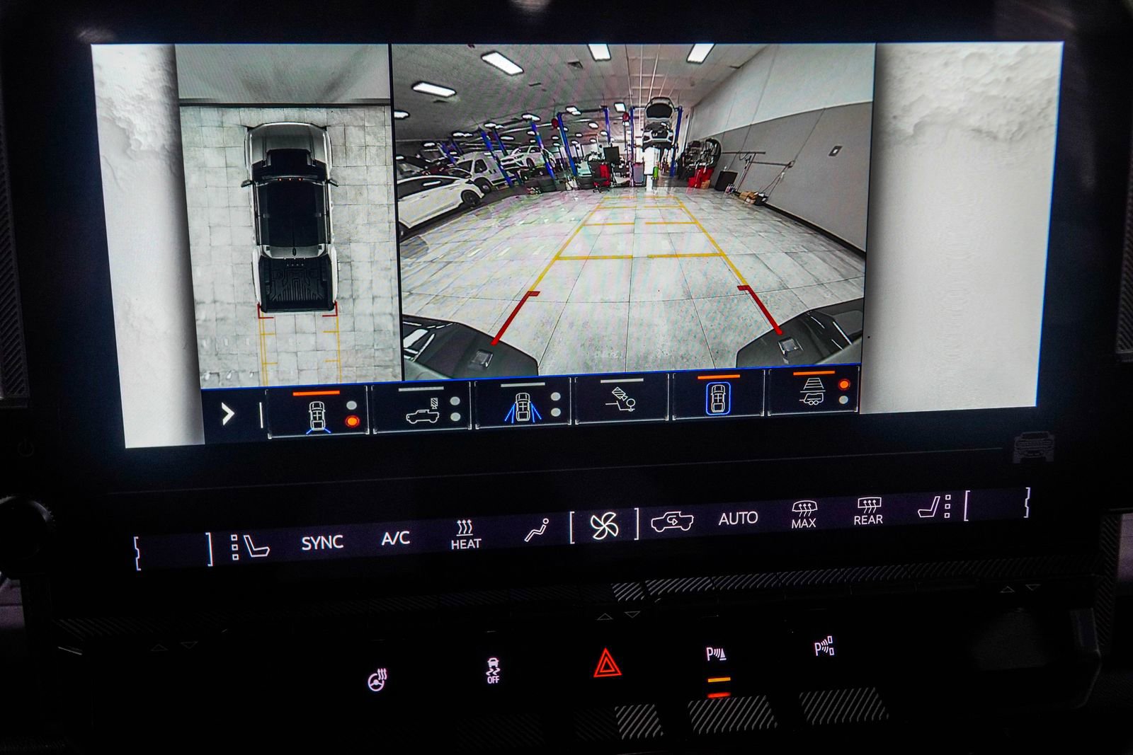 Used 2025 GMC Hummer EV 3X AWD/4WD image 38