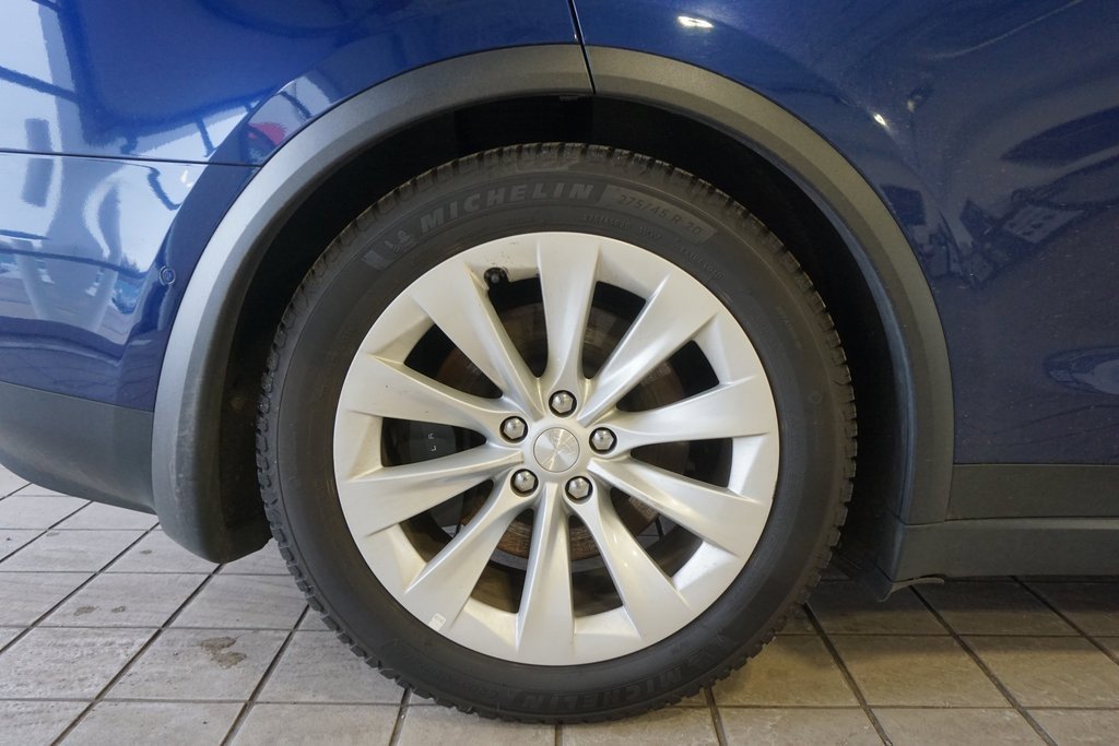 Used 2020 Tesla Model X Long Range image 25