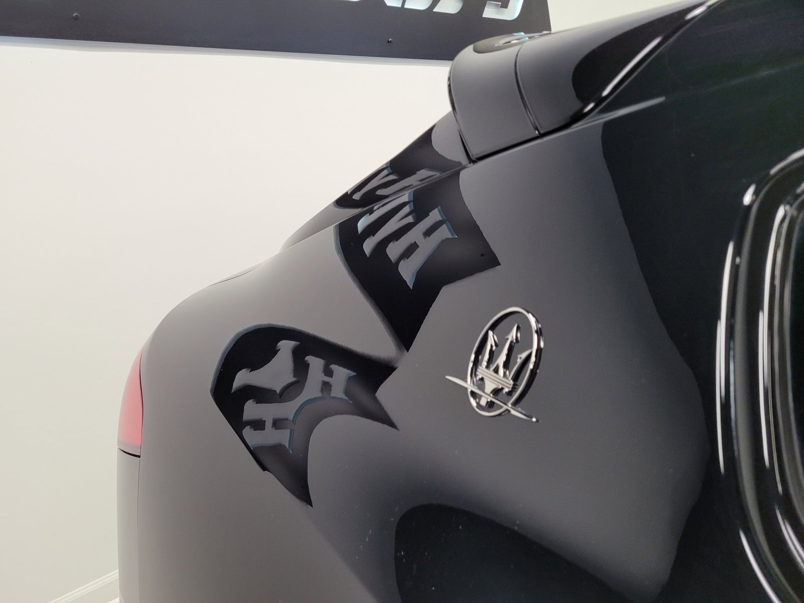 Used 2018 Maserati Levante GranSport image 69