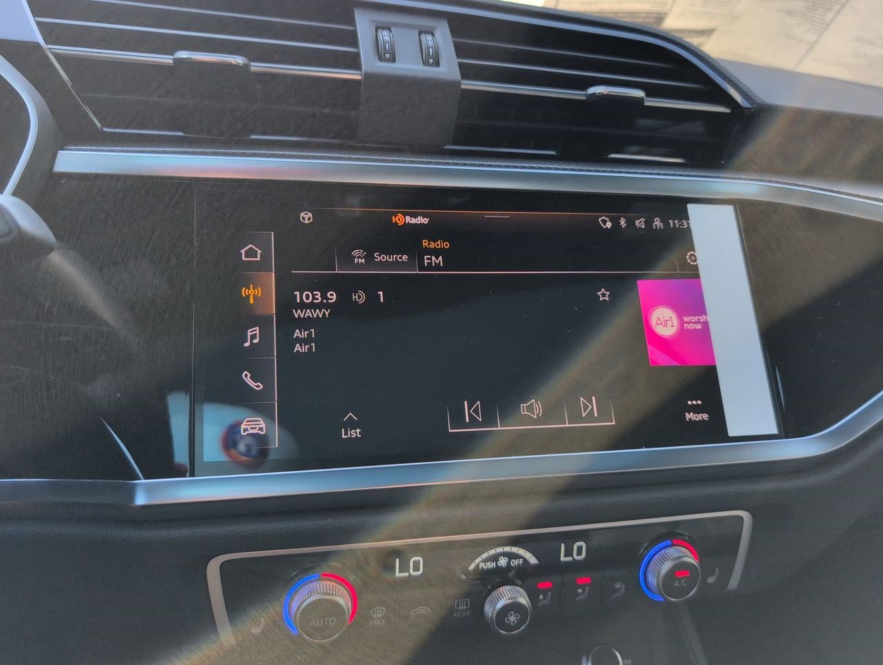 New 2025 Audi Q3 2.0T Premium image 4