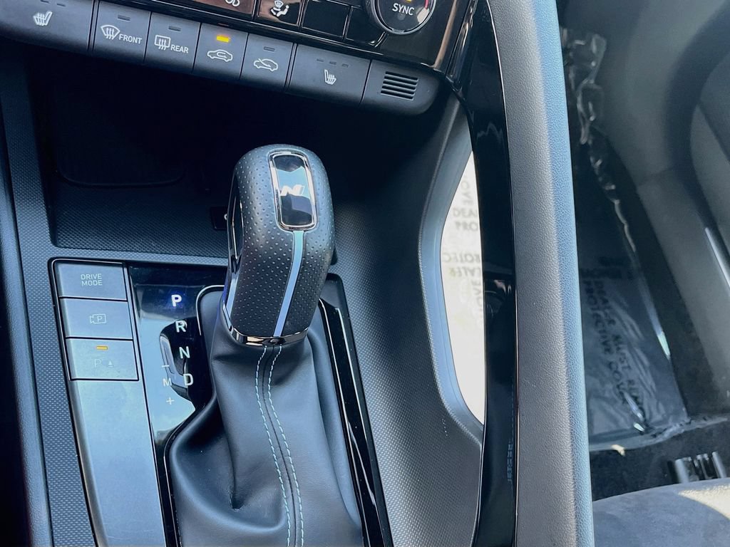 Used 2025 Hyundai Elantra N FWD image 17