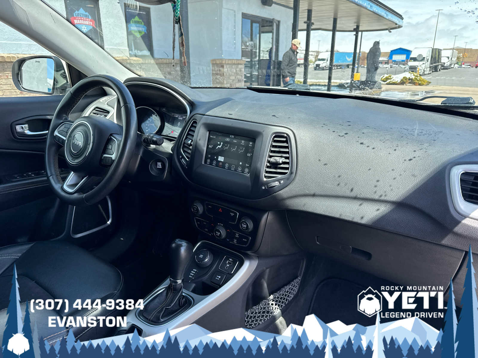 Used 2021 Jeep Compass Latitude AWD/4WD image 13