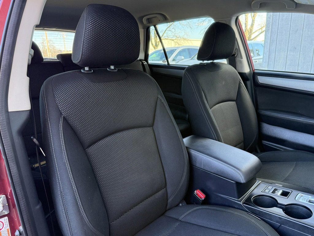 Used 2019 Subaru Outback 2.5i Premium image 21