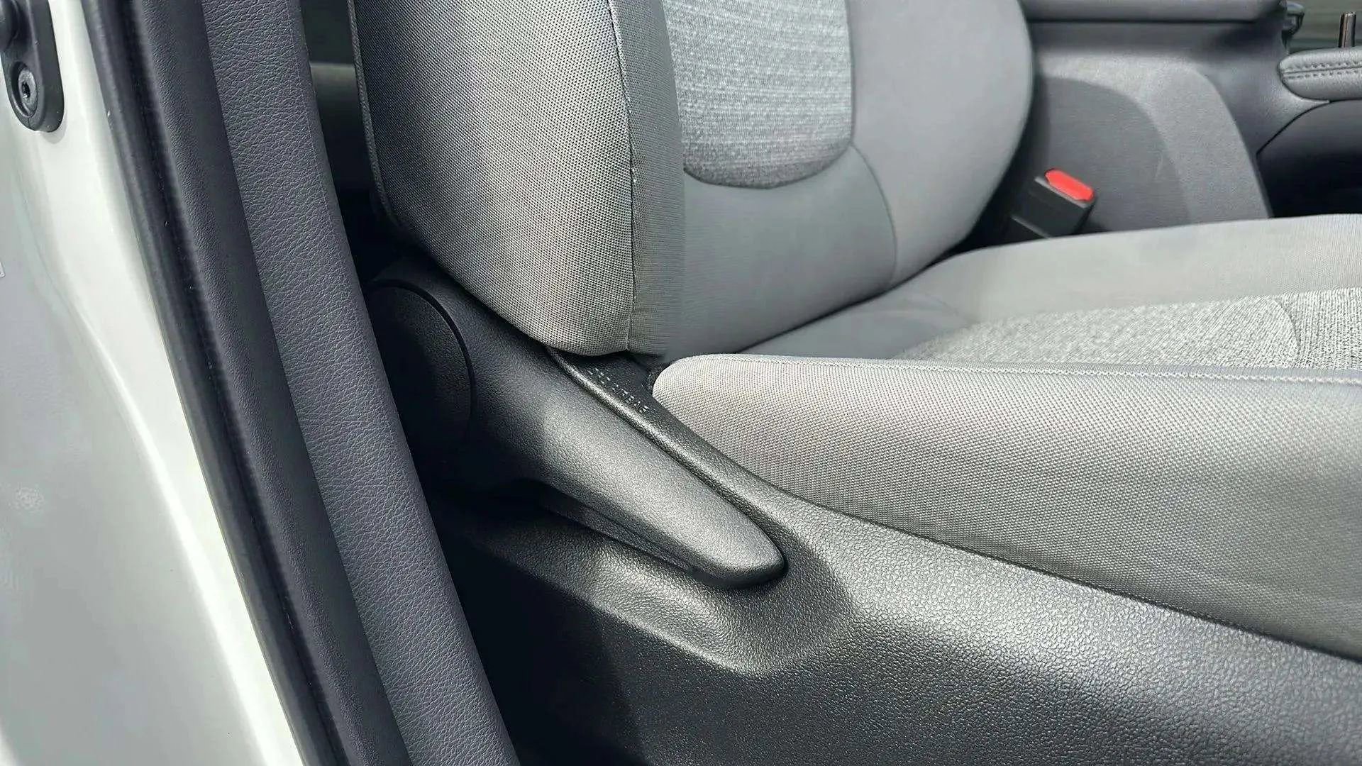 Used 2022 Toyota Sienna LE image 20