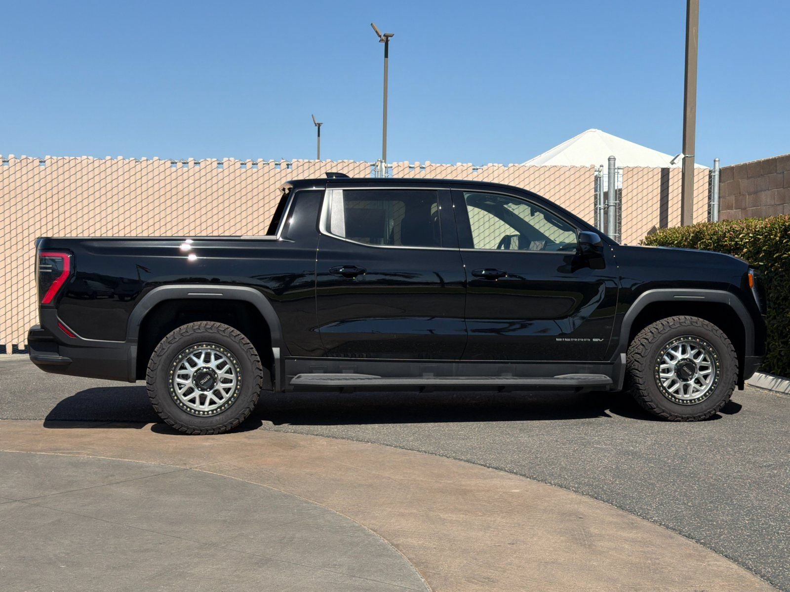 New 2026 GMC Sierra EV Elevation AWD/4WD image 3