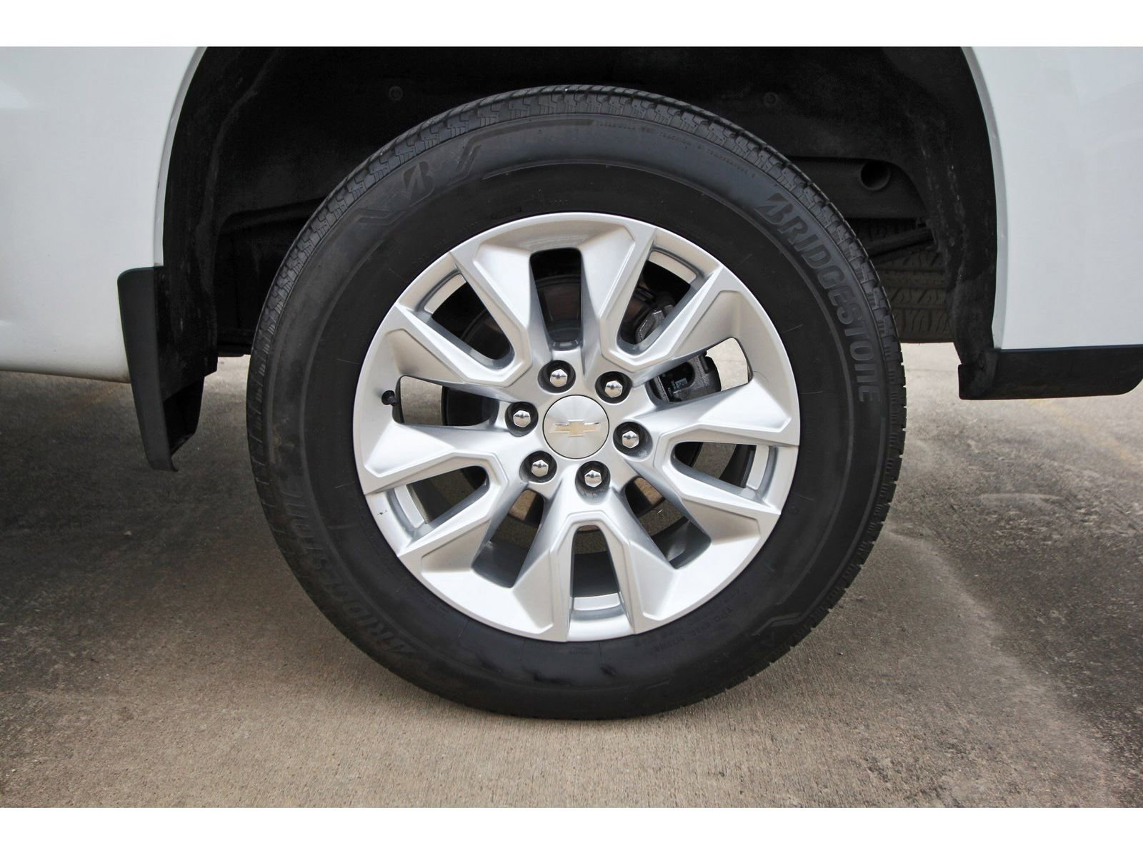 Used 2024 Chevrolet Silverado 1500 Custom image 30