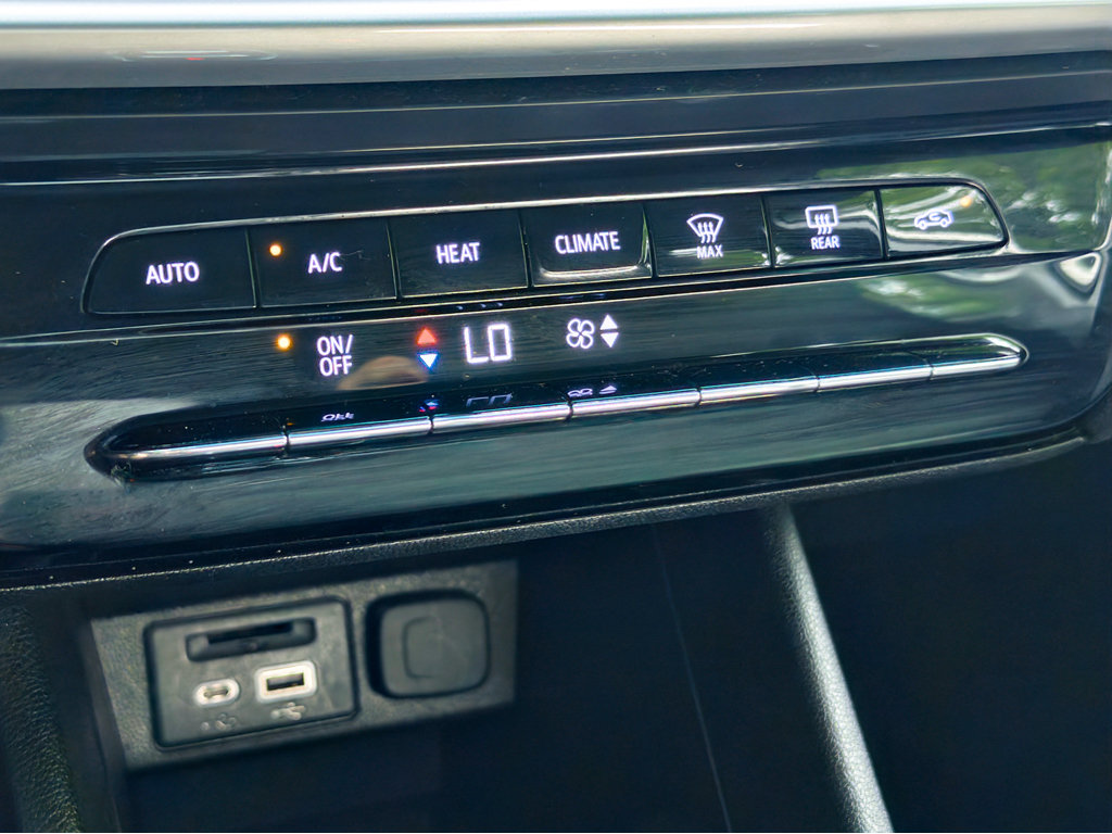 Used 2023 Chevrolet Bolt LT w/ Driver Confidence Package FWD image 15