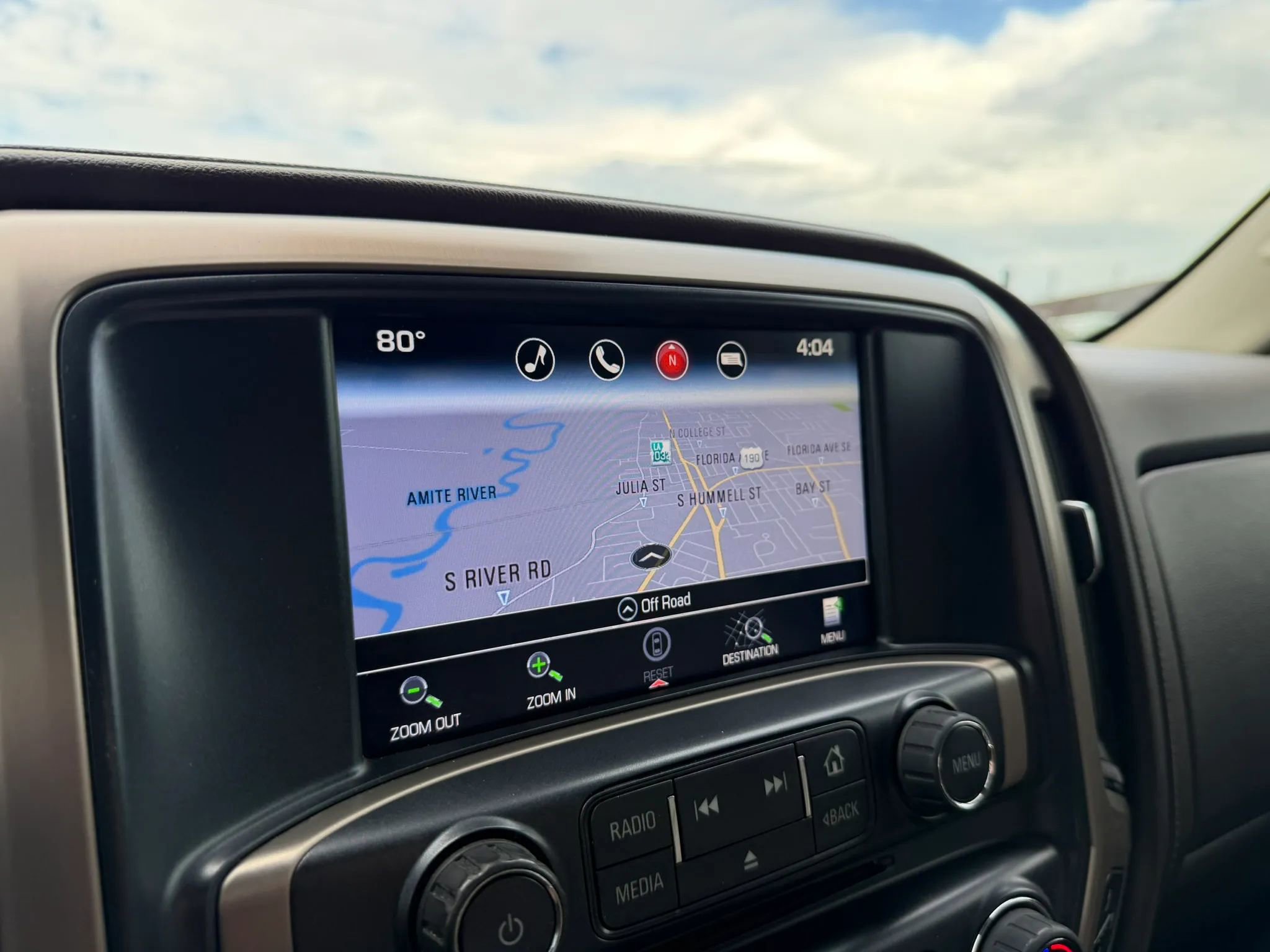 Used 2016 GMC Sierra 2500 Denali w/ Driver Alert Package AWD/4WD image 13
