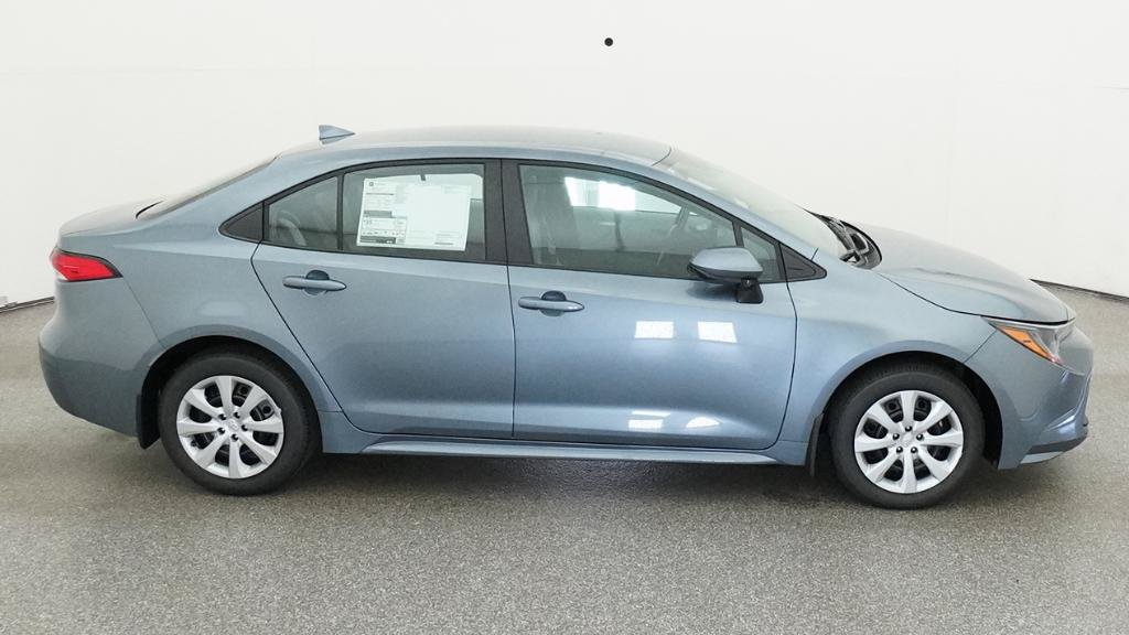 New 2026 Toyota Corolla LE FWD image 2