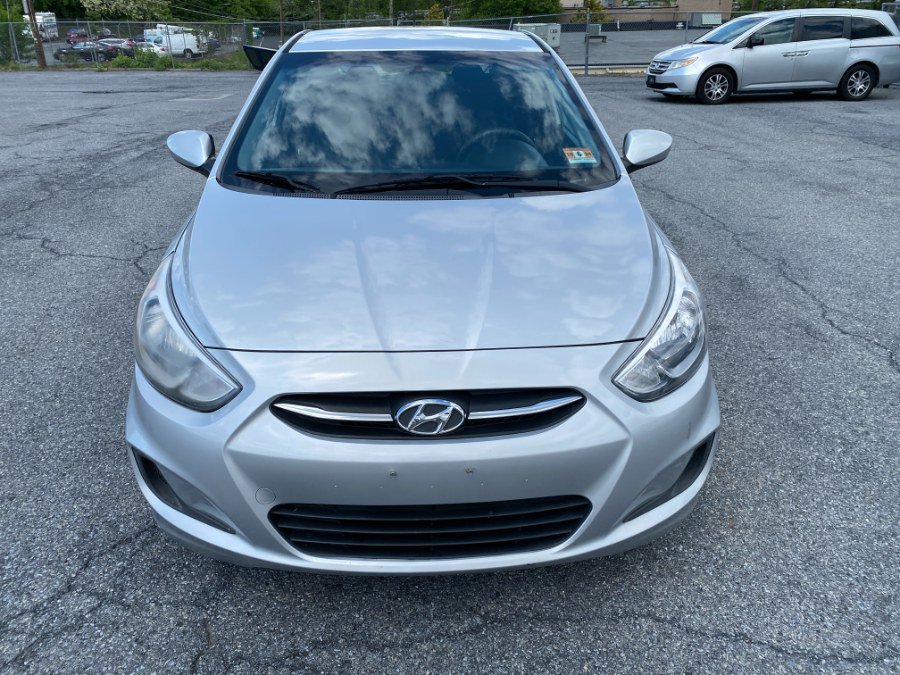 Used 2015 Hyundai Accent GS image 2