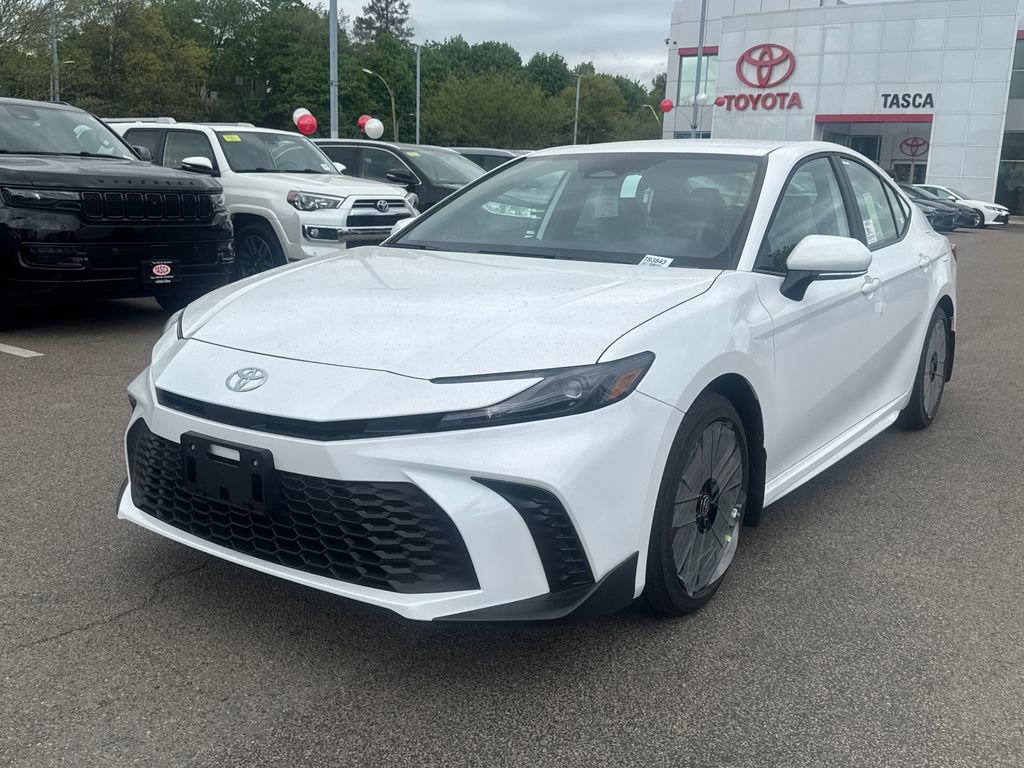 New 2026 Toyota Camry SE FWD image 3