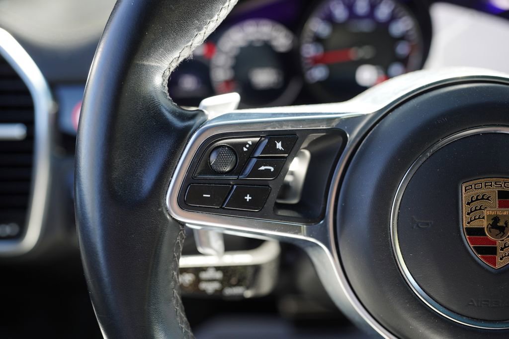 Used 2019 Porsche Cayenne S AWD/4WD image 29